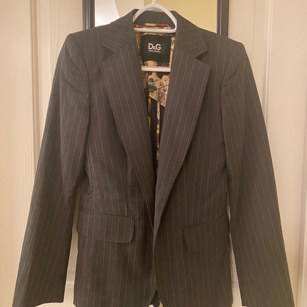 D&G Gray Sport Coat with Notched Lapels